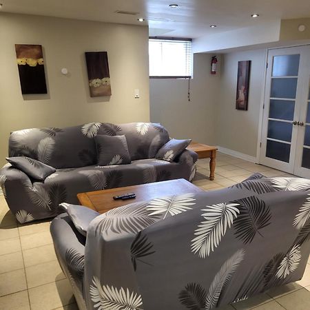 Lovely Guest Entire Apartment Minutes From Ottawa Airport Exteriér fotografie
