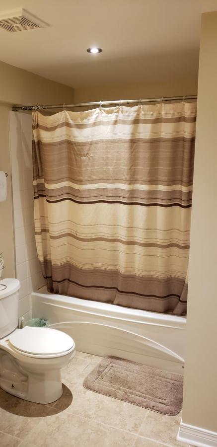 Lovely Guest Entire Apartment Minutes From Ottawa Airport Exteriér fotografie