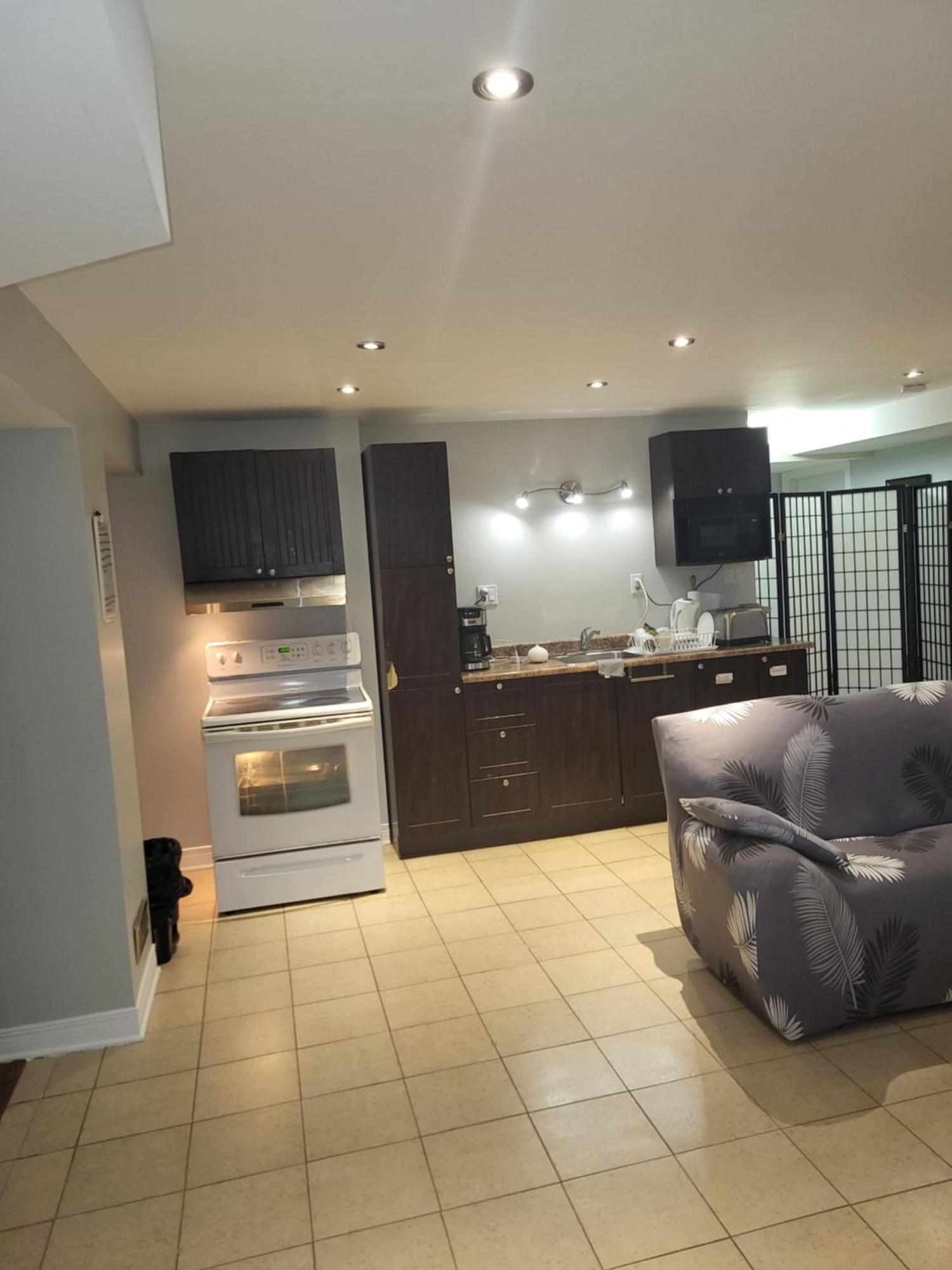 Lovely Guest Entire Apartment Minutes From Ottawa Airport Exteriér fotografie