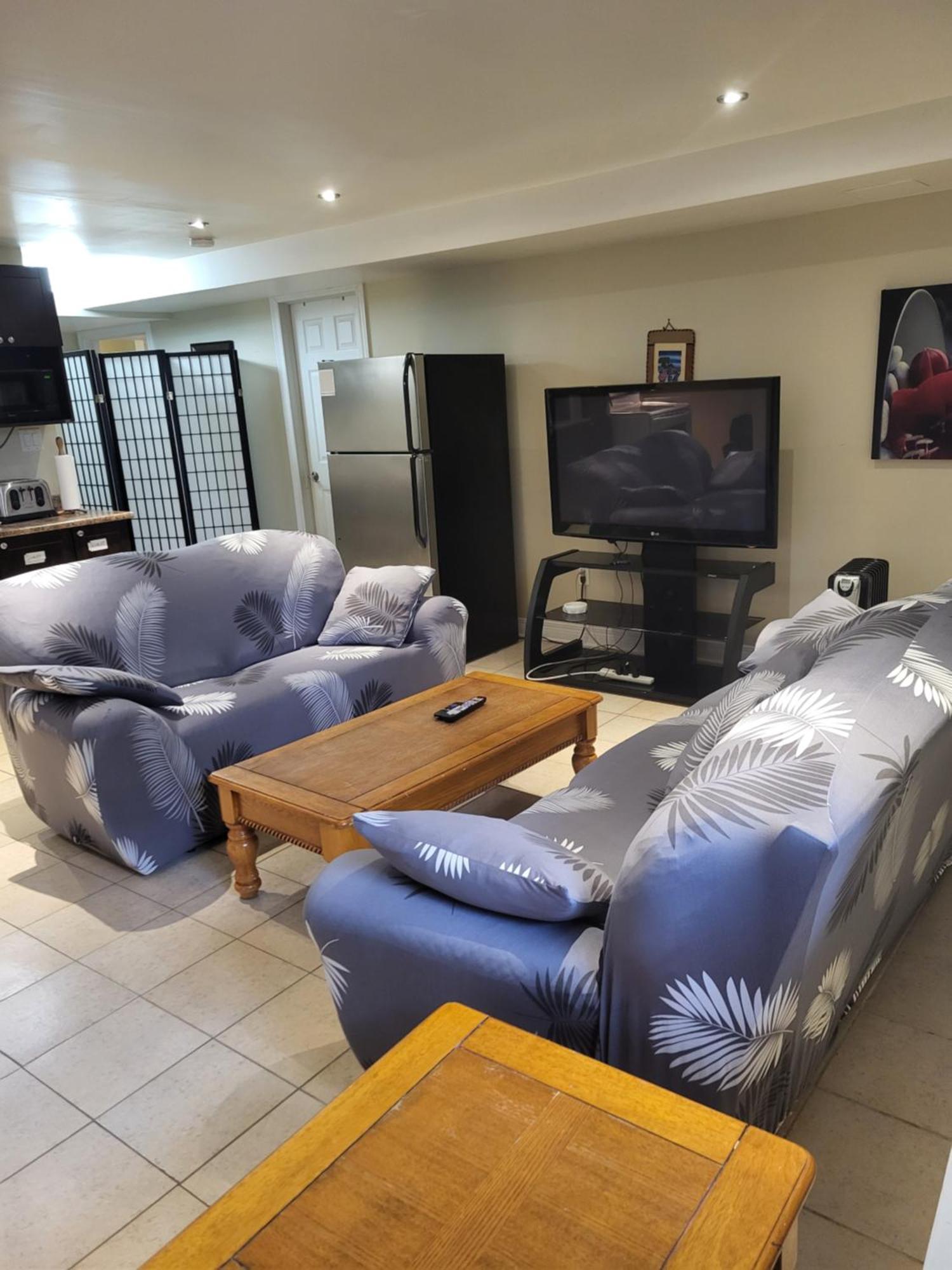 Lovely Guest Entire Apartment Minutes From Ottawa Airport Exteriér fotografie