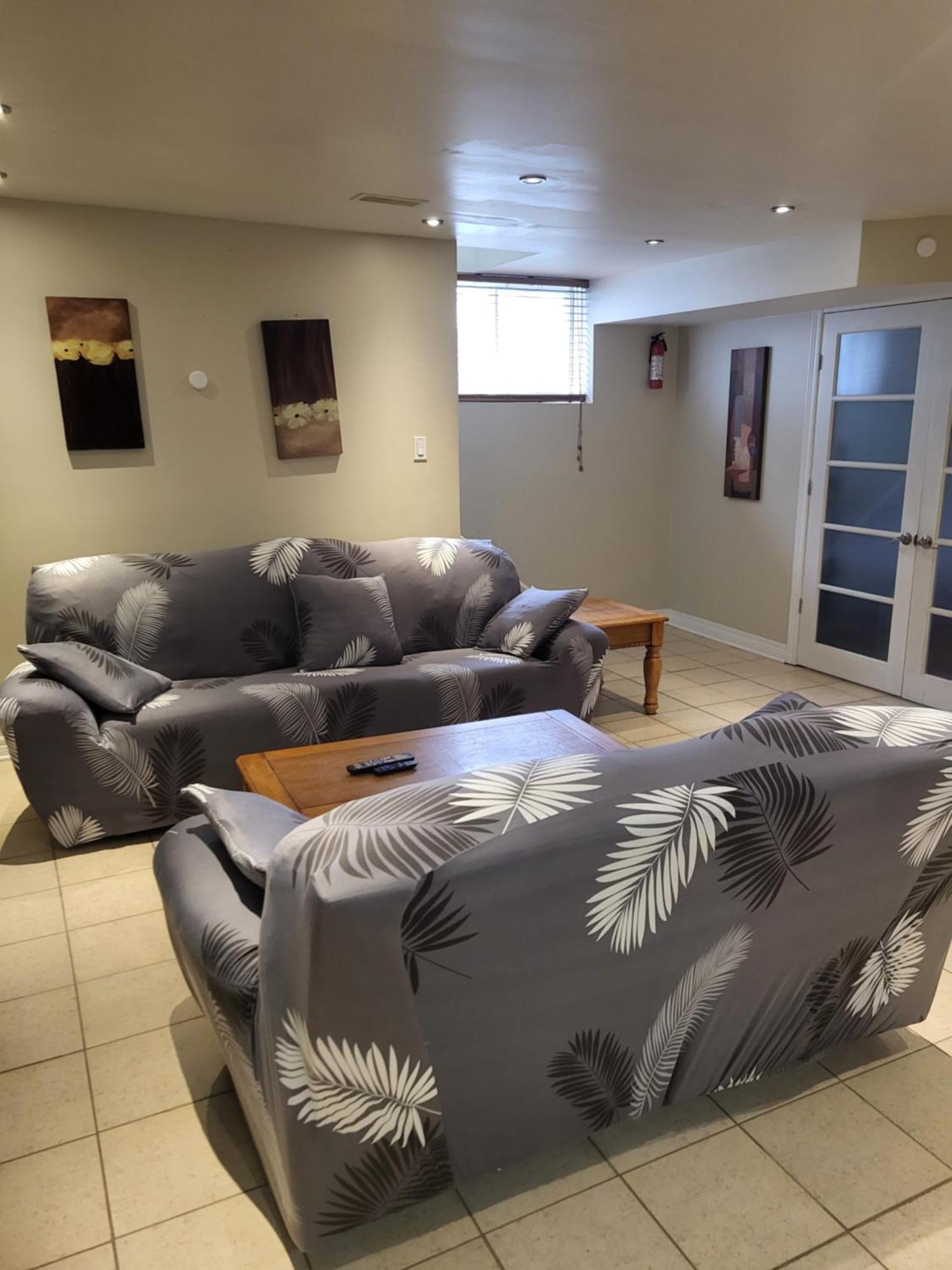 Lovely Guest Entire Apartment Minutes From Ottawa Airport Exteriér fotografie